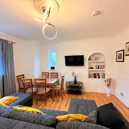 South Edin Family Haven 2 & Courtyard Edimburgo