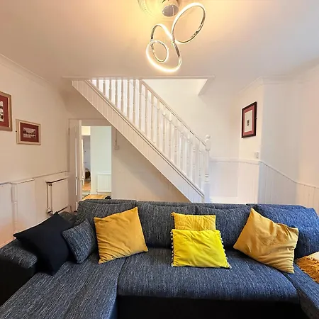 South Edin Family Haven 2 & Courtyard Vakantiehuis *