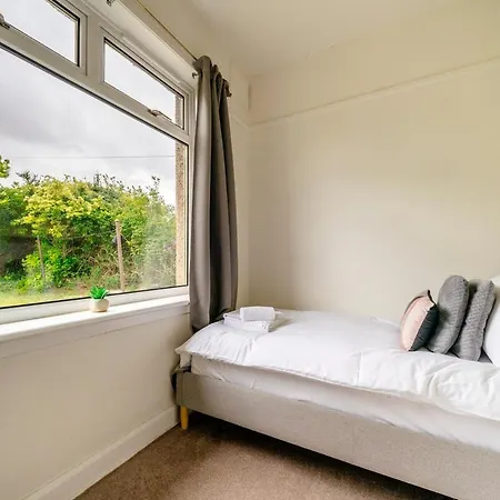 Durhams House Sleeps 7 5 Beds, Free Parking Ferienhaus