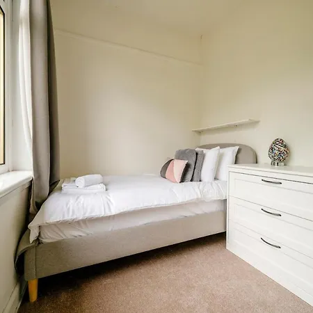 Сasa de vacaciones Durhams House Sleeps 7 5 Beds, Free Parking Edimburgo