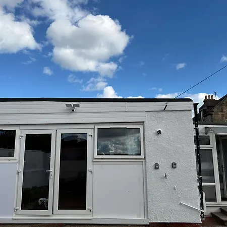 Vakantiehuis South Edin Family Haven 2 & Courtyard Edinburgh