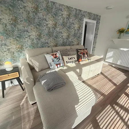 Vakantiehuis South Edin Family Haven 2 & Courtyard