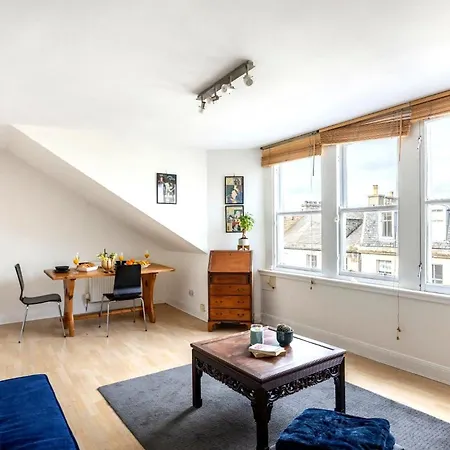 Bnbnova - 1br - By Castle - West End Daire