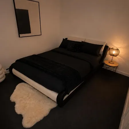 2 Bedroom Edinburgh