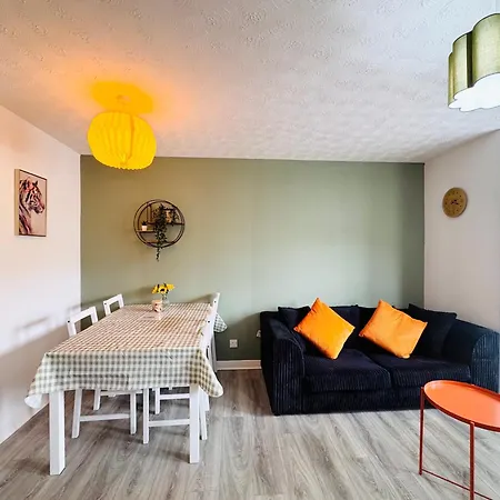 Immaculate Peaceful Retreat Apartment *