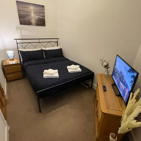 Quiet & Cosy Flat Near Holyrood