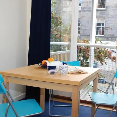 1 Bed In Oc-e1887 * Edinburgh