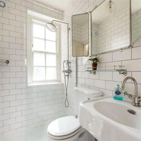 Cosy Grassmarket Hideaway *