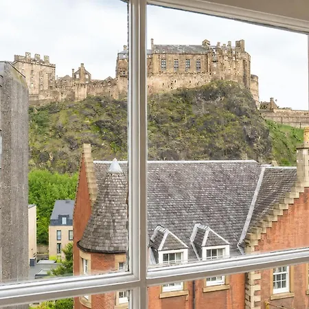 Bnbnova - 1br - Castle Views Apartment *