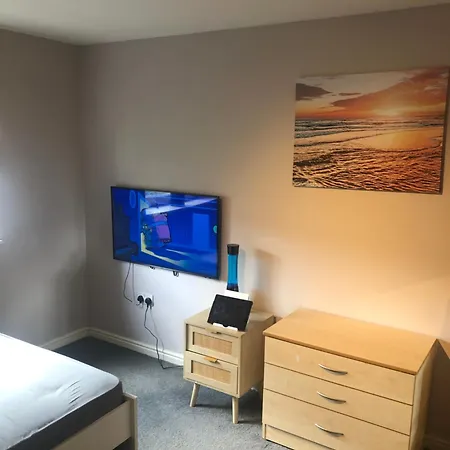 Apartment 15 Min From Centre Edinburgh