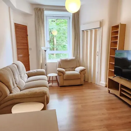 Two-bed Near Centre * Edinburgh