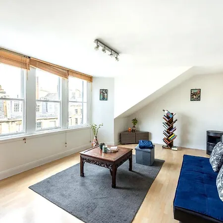 Bnbnova - 1br - By Castle - West End Apartment