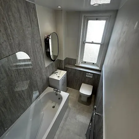 Hip 2br, 2mins Walk To Fringe Venues Edimburgo