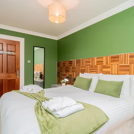 Stylish Hideaway In - Pass The Keys Apartment *