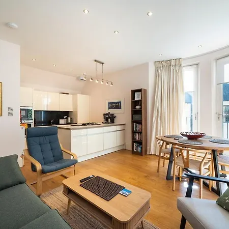 Apartment Brewer's Delight In Oasis *