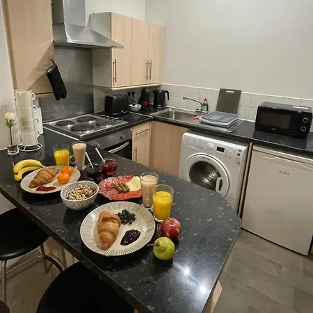 Quiet & Cosy Flat Near Holyrood Edinburgh