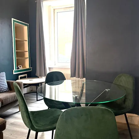 Apartment Albion