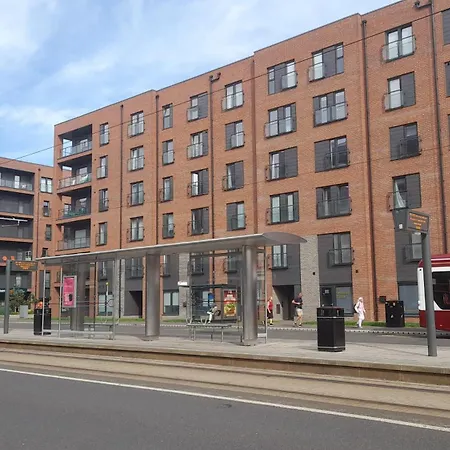 Apartamento Leafy Leith 2bdr Retreat With A Private Balcony *