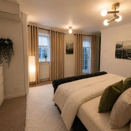 Main Door Apartment *