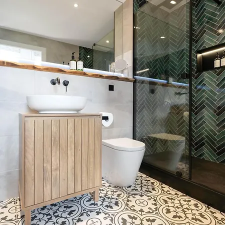 Old Town Launchpad, Sleeps 4, Free Parking *
