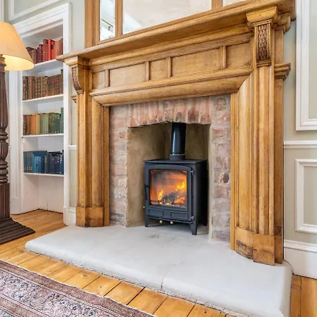 アパート Elegant Victorian On Holyrood Park