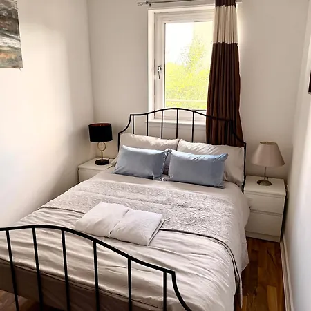 Drybrough - Superfast Wifi - 2br Sleeps 5 *