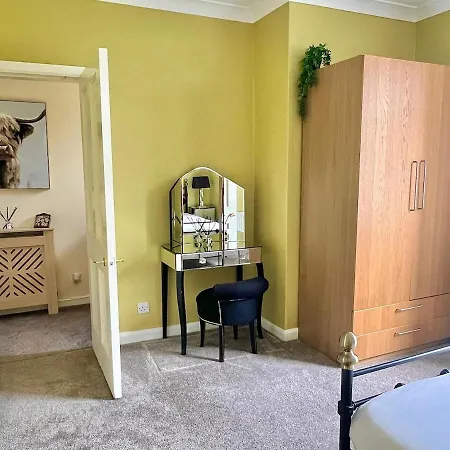 Apartment Attractive Colinton For Family Edinburgh