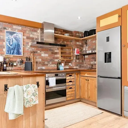 Guestready - Cosy 1Bed In Leith, Edinburgh