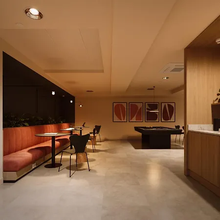 Apartment Straits Place In *
