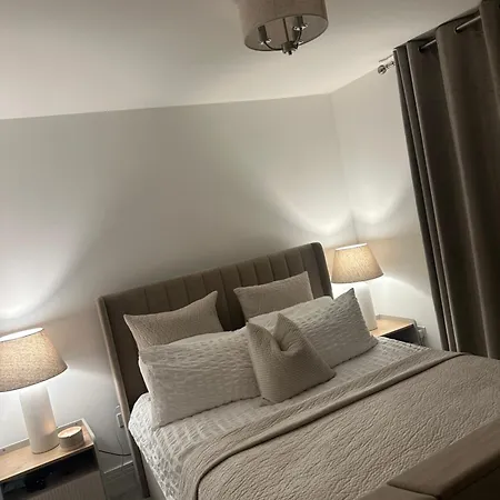 Stylish Double Bedroom Flat Apartamento *
