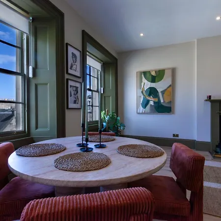 Luxury Broughton St Flat Eh1