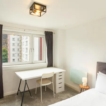 Serene 2bdr Retreat By Holyrood Park *