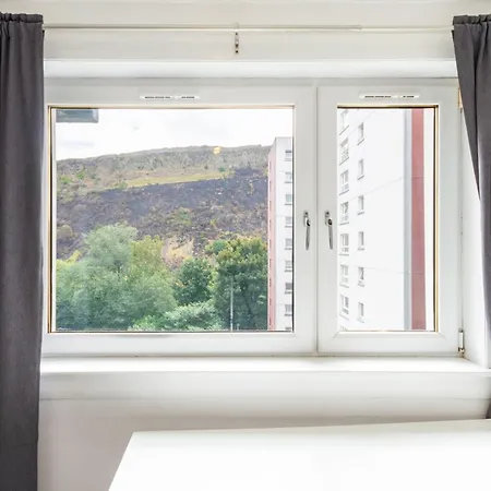 Serene 2bdr Retreat By Holyrood Park * Edinburgh