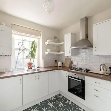 Cosy Grassmarket Hideaway Apartment Edinburgh