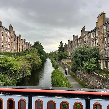Canal-side Retreat Edinburg