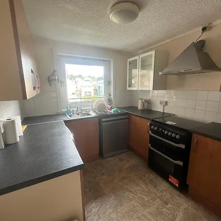 Bright 2-bed Flat In The Heart Of Apartment