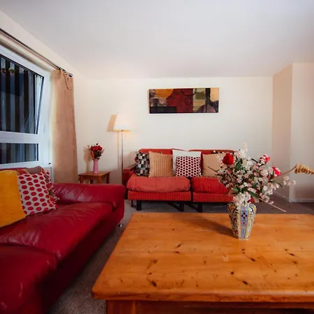 Lejlighed Warm Arthurs Seat View 4 Bdrm *