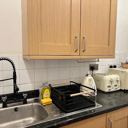 Elegant One Bedroom Apartment *