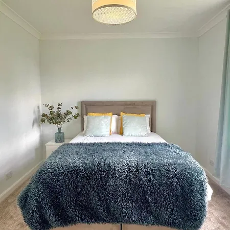 Attractive Colinton For Family