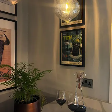 Morningside Two-bedroom Period Victorian Flat Apartment Edinburgh
