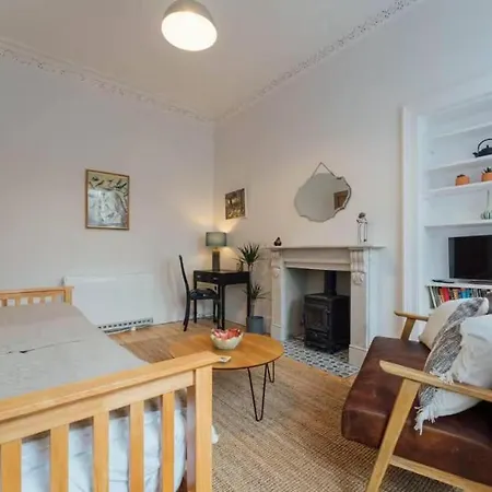 Stylish Newington Flat With Free Parking Apartment Edinburgh