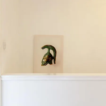 Serene 2bdr Retreat By Holyrood Park Apartment