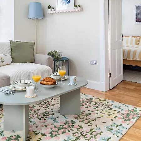Apartment Bnbnova - 1br - Steps From Calton Hill, Edinburgh