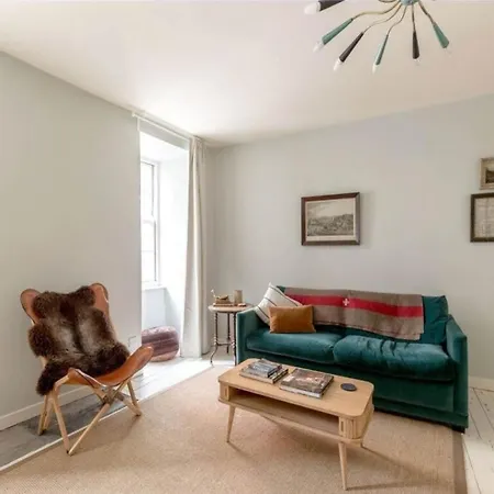 Cosy Grassmarket Hideaway * Edimburgo