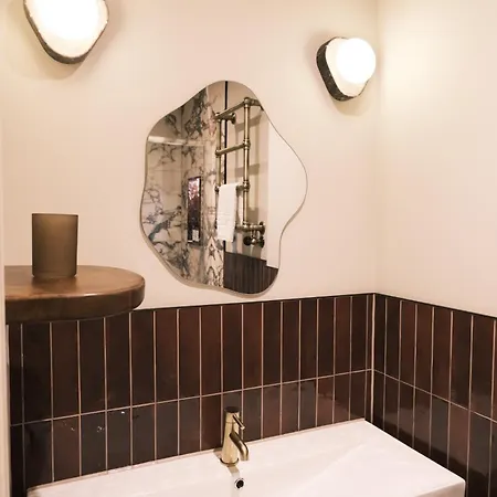 Meus Apartments, West End * Edinburgh