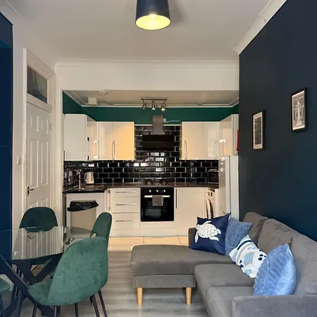 Apartment Albion Edinburgh