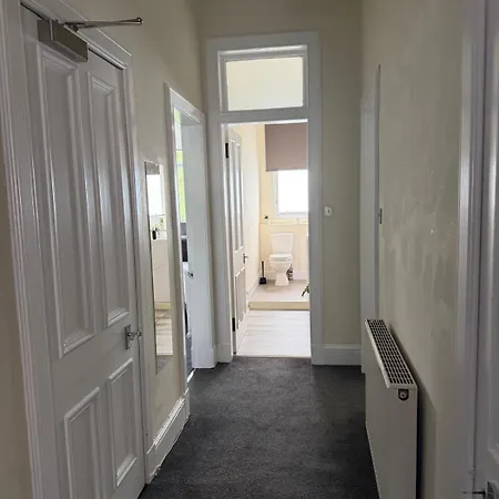 Spacious 3 Bedroom Flat On Marchmont Road Apartamento Edimburgo