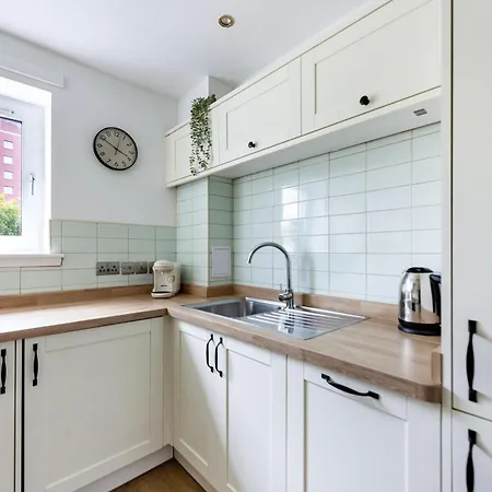 Apartment Bnbnova - 2br - Old Town & Royal Mile Edinburgh