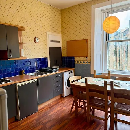 Bright Marchmont 2br Meadows Centre