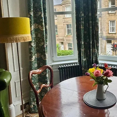 Morningside Two-bedroom Period Victorian Flat